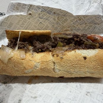 EARL Kakaako - Earl's cheesesteak - Sandwiches Near Me - Honolulu, Hawaii