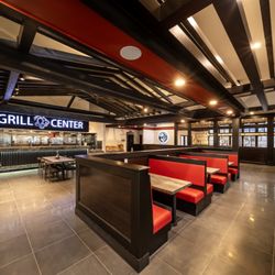 Inside Pho Leo & Grill