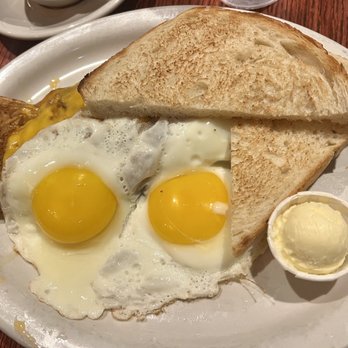 3rd Coast Cafe - Pulled Pork Hash - Breakfast & Brunch Near Me - Chicago, Illinois