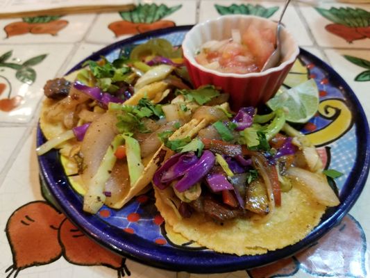 Borrachos 三軒茶屋 Closed 14 Photos Mexican 三軒茶屋1 32 9 三軒茶屋駅 世田谷区 東京都 Japan Restaurant Reviews Phone Number
