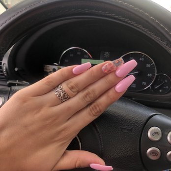 Lynns Nails - Butterfly Nails - Nail Salons Near Me - Elk Grove, California Lynns Nails - Butterfly Nails - Nail Salons Near Me - Elk Grove, California