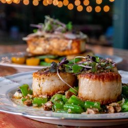 The Spread - Pan Seared Scallops with 
cauliflower rice, green peas, shiitake mushrooms & ramp pesto