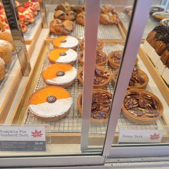 Paris Baguette - Tarts - Bakeries Near Me - Los Angeles, California Paris Baguette - Tarts - Bakeries Near Me - Los Angeles, California