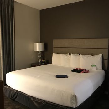 Archer Hotel Falls Church - Updated room and comfortable bed. - Hotels Near Me - Fairfax, Virginia Archer Hotel Falls Church - Updated room and comfortable bed. - Hotels Near Me - Fairfax, Virginia