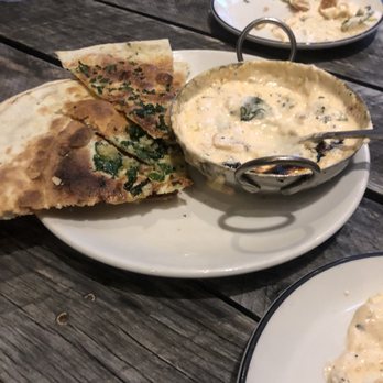Bankhead Brewing - BLT dip with garlic seasoned pita type bread! Don't leave without ordering. It is soo good. - Brewpubs Near Me - Rowlett, Texas Bankhead Brewing - BLT dip with garlic seasoned pita type bread! Don't leave without ordering. It is soo good. - Brewpubs Near Me - Rowlett, Texas