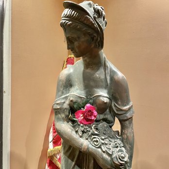 Milanese Italian Restaurant - Meet this lady at their entrance - Italian Near Me - Poughkeepsie, New York