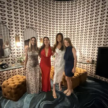 The Sapphire - Supper Clubs Near Me - Tampa, Florida