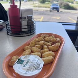 Roadside Ice Cream and Diner