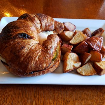 The Root Cellar Cafe - Breakfast & Brunch Near Me - San Marcos, Texas
