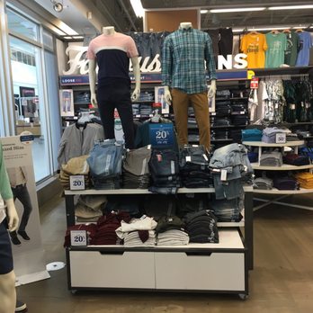 Old Navy - Men's Clothing Near Me - Jensen Beach, Florida