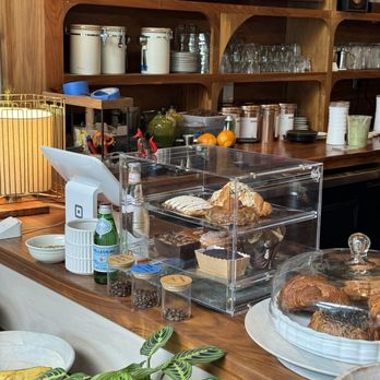 Loop Espresso Club - We love the aesthetic - Coffee & Tea Near Me - Los Angeles, California