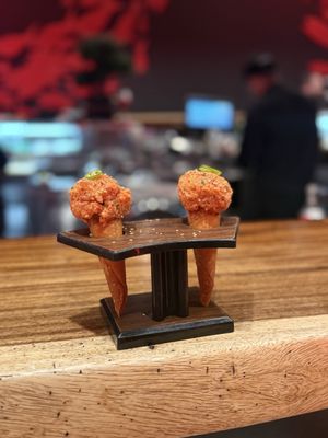 Seaweed Handroll Bar by null