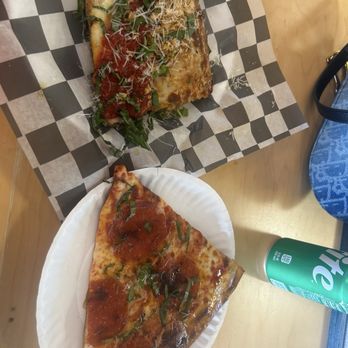 Pinky Ring Pizza - Hot honey and deep dish pizza - Pizza Near Me - Madison, Tennessee Pinky Ring Pizza - Hot honey and deep dish pizza - Pizza Near Me - Madison, Tennessee