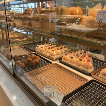Tous Les Jours - Bakeries Near Me - Henderson, Nevada Tous Les Jours - Bakeries Near Me - Henderson, Nevada