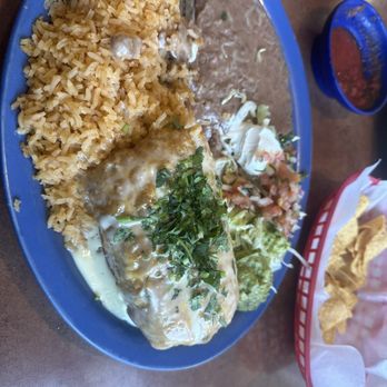 Gran Plaza - Cancun chimichanga for lunch, amazing and only 12.95$ - Mexican Near Me - Northfield, Minnesota Gran Plaza - Cancun chimichanga for lunch, amazing and only 12.95$ - Mexican Near Me - Northfield, Minnesota