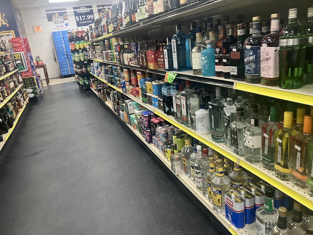 EXTRA VALUE LIQUORS Updated September 2024 17 Reviews 7300 N Western, Chicago, Illinois