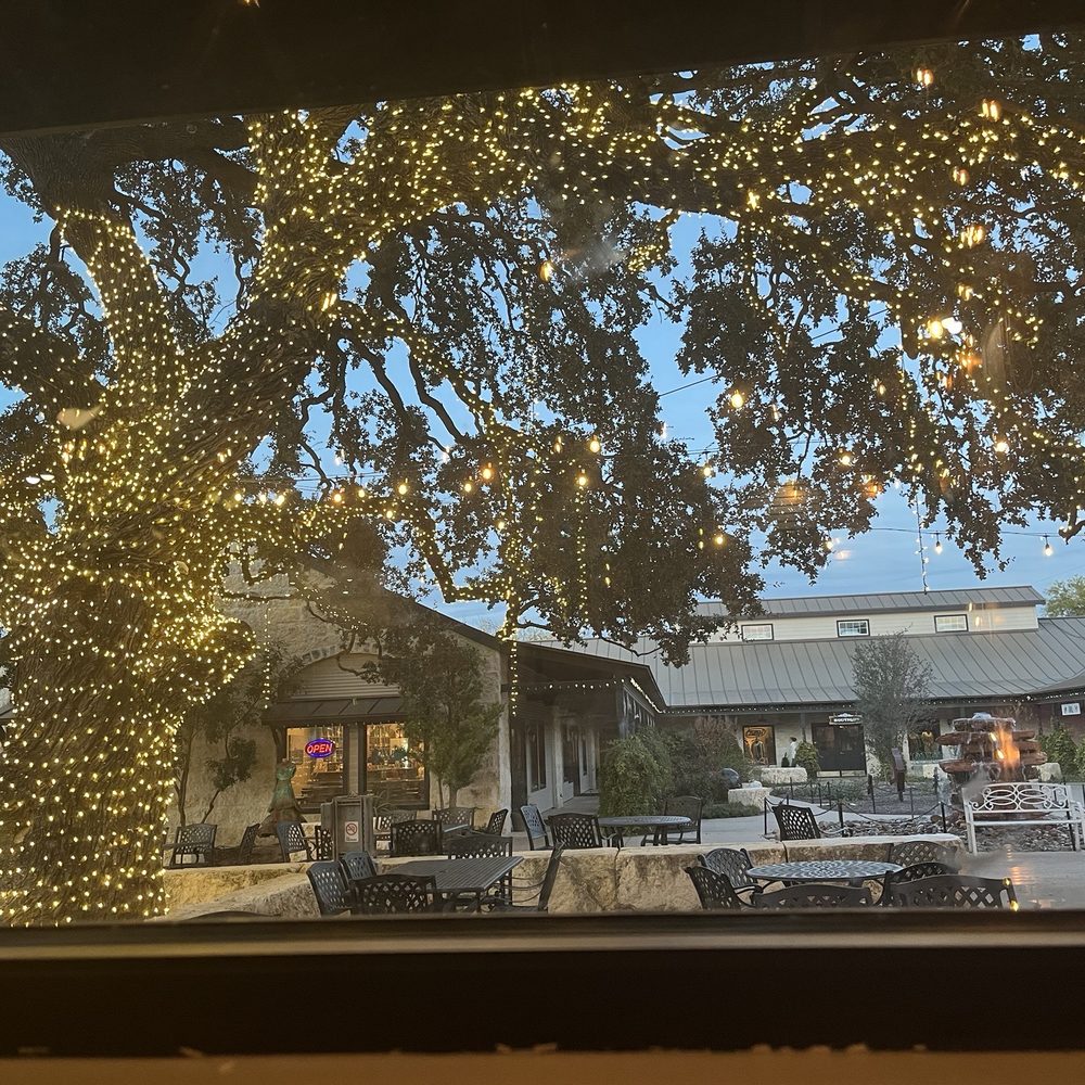 Adriano's Italian Restaurant - Great food and ambience. Christmas lights in the square! - Italian Near Me - Marble Falls, Texas