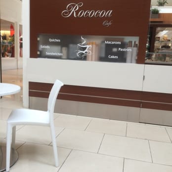 Rococoa Cafe Macarons - Rococoa Café Aventura - Macarons Near Me - Aventura, Florida