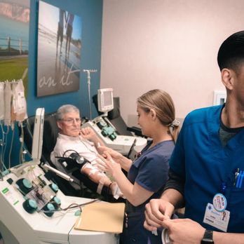 San Diego Blood Bank 14 Photos 12 Reviews Blood Plasma Donation Centers 3880 Valley Centre Dr San Diego Ca Phone Number