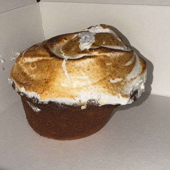 Third Culture Bakery - Berkeley - Lemon meringue mochi muffin - Bakeries Near Me - Berkeley, California Third Culture Bakery - Berkeley - Lemon meringue mochi muffin - Bakeries Near Me - Berkeley, California