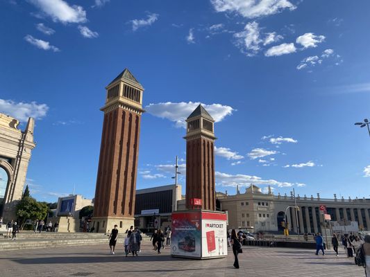 Plaça d'Espanya by null