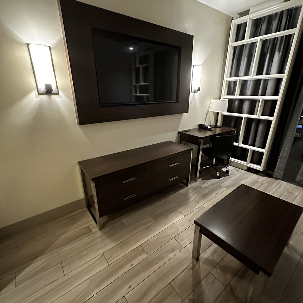 The Brooklyn - Other side of the tv/sitting room - Hotels Near Me - Brooklyn, New York The Brooklyn - Other side of the tv/sitting room - Hotels Near Me - Brooklyn, New York