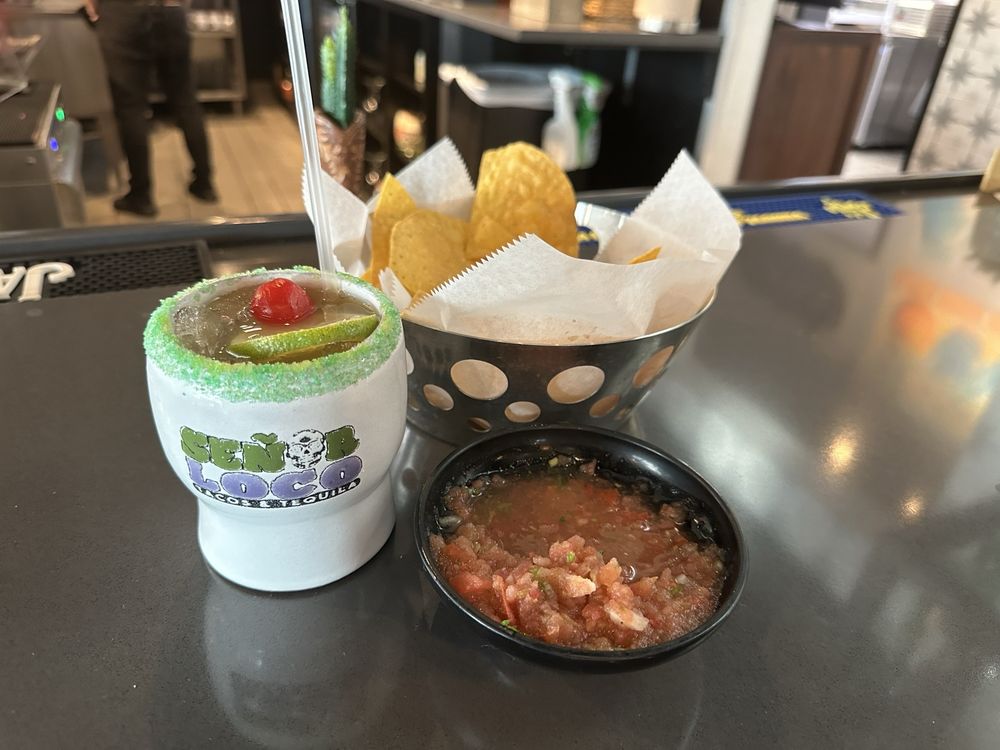 SENOR LOCO TACOS & TEQUILA Updated May 2024 14 Photos 9347