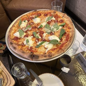 Far Corner - Good pie - Pizza Near Me - San Diego, California Far Corner - Good pie - Pizza Near Me - San Diego, California