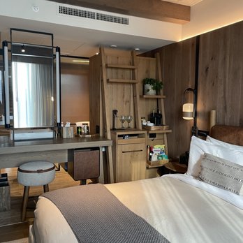 1 Hotel Nashville - Hotels Near Me - Nashville, Tennessee