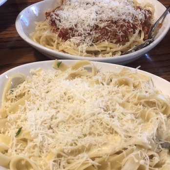 Olive Garden Italian Restaurant - Fettuccine Alfredo & Spaghetti with Meat Sauce - Italian Near Me - Buford, Georgia