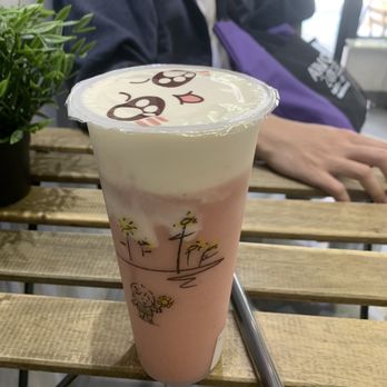 Möge Tee -first ave - Fresh Peach Tea with cheese foam - Bubble Tea Near Me - New York, New York Möge Tee -first ave - Fresh Peach Tea with cheese foam - Bubble Tea Near Me - New York, New York
