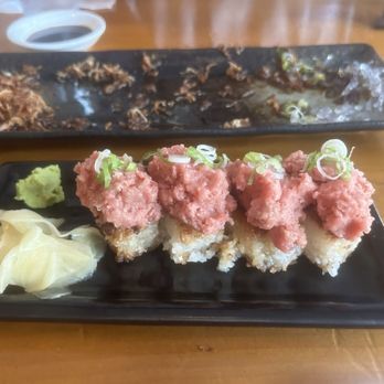 Kochi - spicy tuna on crispy rice - Noodles Near Me - West Hollywood, California Kochi - spicy tuna on crispy rice - Noodles Near Me - West Hollywood, California