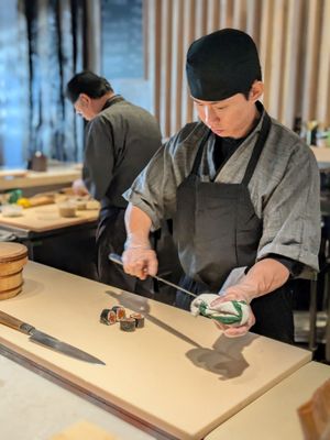 Otaru Sushi & Handroll Bar by null