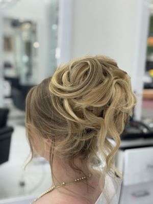 23rd Street Hair Salon by null