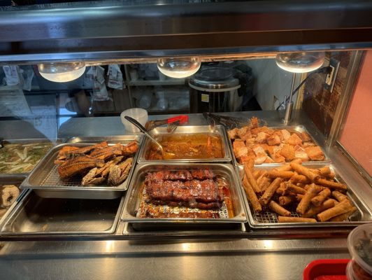 R & B Filipino Cuisine by null