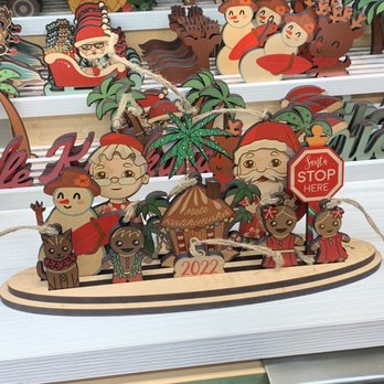 CocoNene - Ala Moana - The board and ornaments we bought - Home Decor Near Me - Honolulu, Hawaii CocoNene - Ala Moana - The board and ornaments we bought - Home Decor Near Me - Honolulu, Hawaii