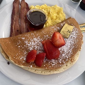 Brekkies - Breakfast & Brunch Near Me - Solvang, California Brekkies - Breakfast & Brunch Near Me - Solvang, California