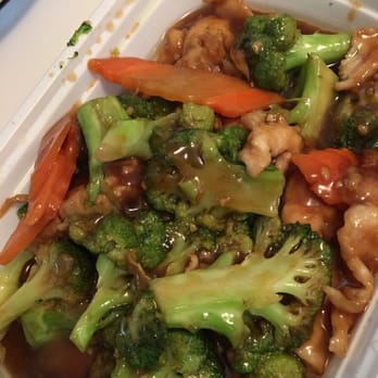 China House Restaurant - Large chicken and broccoli a decent proportion for the price - Chinese Near Me - Wildwood, New Jersey