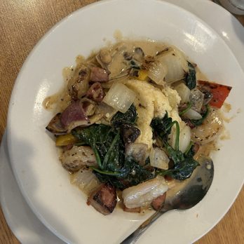 The Cockeyed Rooster - Shrimp and Grits - Breakfast & Brunch Near Me - Smithfield, Virginia