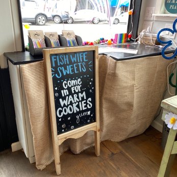 Fish Wife Sweets - Inside - Desserts Near Me - Half Moon Bay, California