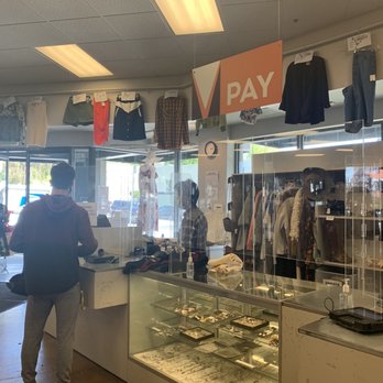 Crossroads Trading - Buy things in store here - Women's Clothing Near Me - Oakland, California
