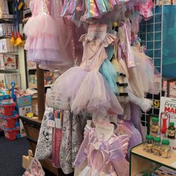 Jesse's Toys - Princess dresses and so much more!
