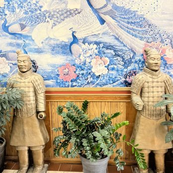 Hot Wok Express - Decor - Chinese Near Me - Bloomington, Illinois Hot Wok Express - Decor - Chinese Near Me - Bloomington, Illinois