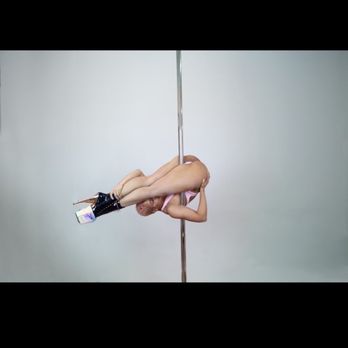 Oakland Pole + Dance - My favorite pole trick I learned I started in June - Pole Dancing Classes Near Me - Oakland, California Oakland Pole + Dance - My favorite pole trick I learned I started in June - Pole Dancing Classes Near Me - Oakland, California