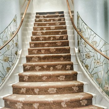 Tiffany & Company - Stairs to go up to second floor - Jewelry Near Me - Toronto, Ontario Tiffany & Company - Stairs to go up to second floor - Jewelry Near Me - Toronto, Ontario