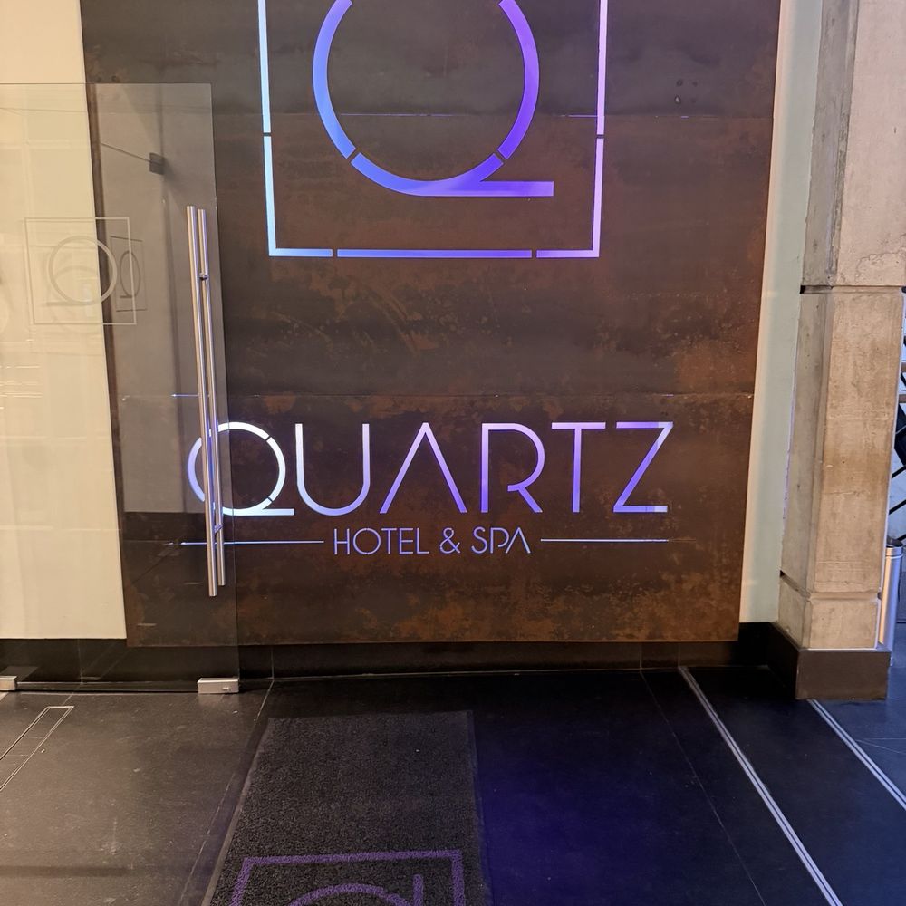Quartz - Entrance - Hotels Near Me - Tijuana, BCN Quartz - Entrance - Hotels Near Me - Tijuana, BCN