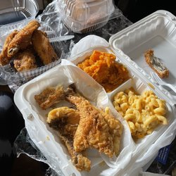 Bronx Soulfood Restaurant - Fried whiting with Mac and cheese and "candied" yams