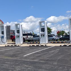 Electrify America Charging Station - Electrify America Charging Station, Bowling Green