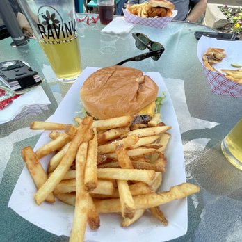 BWB Shakes - Burger accompanying the beer from next door - Chicken Wings Near Me - Highland Park, Illinois