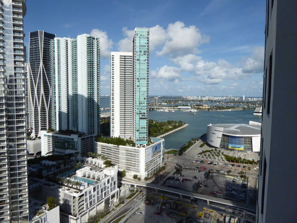 MINT HOUSE MIAMI 22 Photos 698 NE 1st Ave, Miami, Florida Hotels